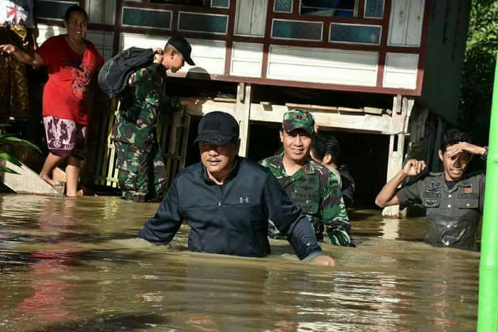 Empat Kecamatan Di Soppeng Dilanda Banjir,Kaswadi Perintahkan Jajarannya Bergerak Cepat