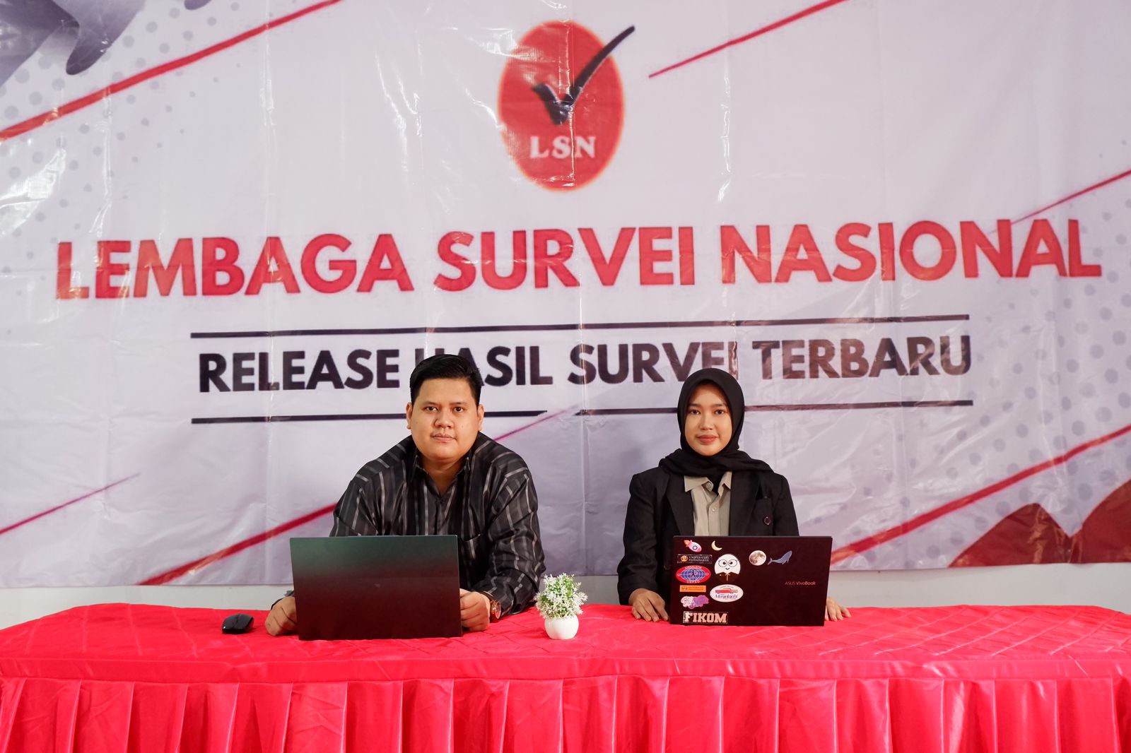 LSI : Prabowo Unggul di 5 Provinsi, Ganjar 2 Provinsi dan Anies 1 Provinsi
